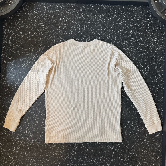 Uniqlo Waffle Knit Long Sleeve - Picture 2 of 5